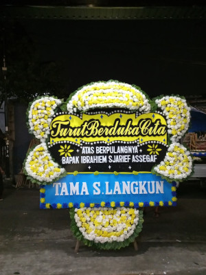 Papan Bunga Duka di Pekan Binjai